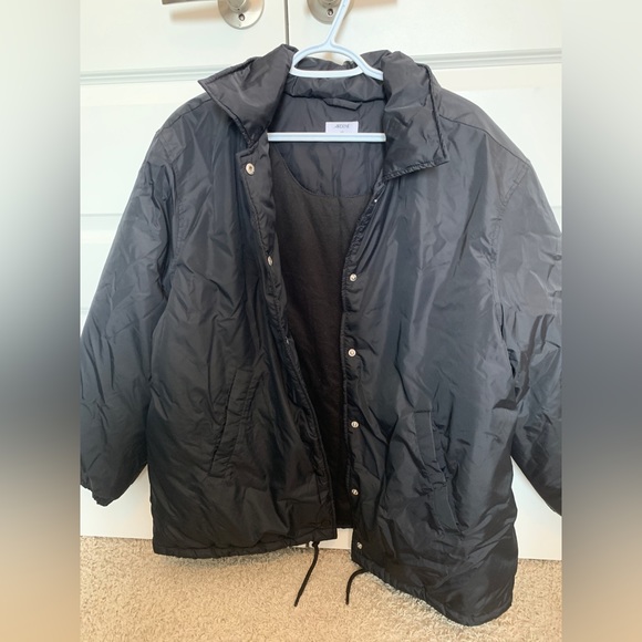 Black winter coat - Picture 3 of 3